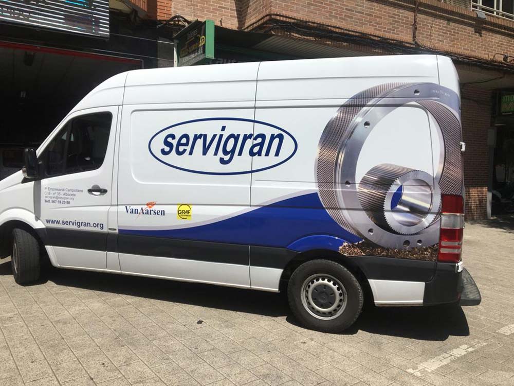 Rótulos en furgonetas de empresa